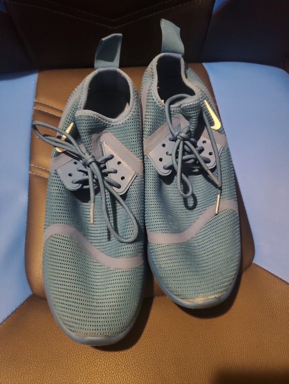 Men's Nike Shoe Size 10